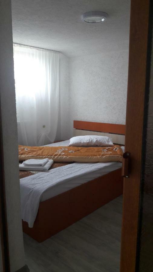 Hotel Pensiunea Nicol Valea Iasului Esterno foto